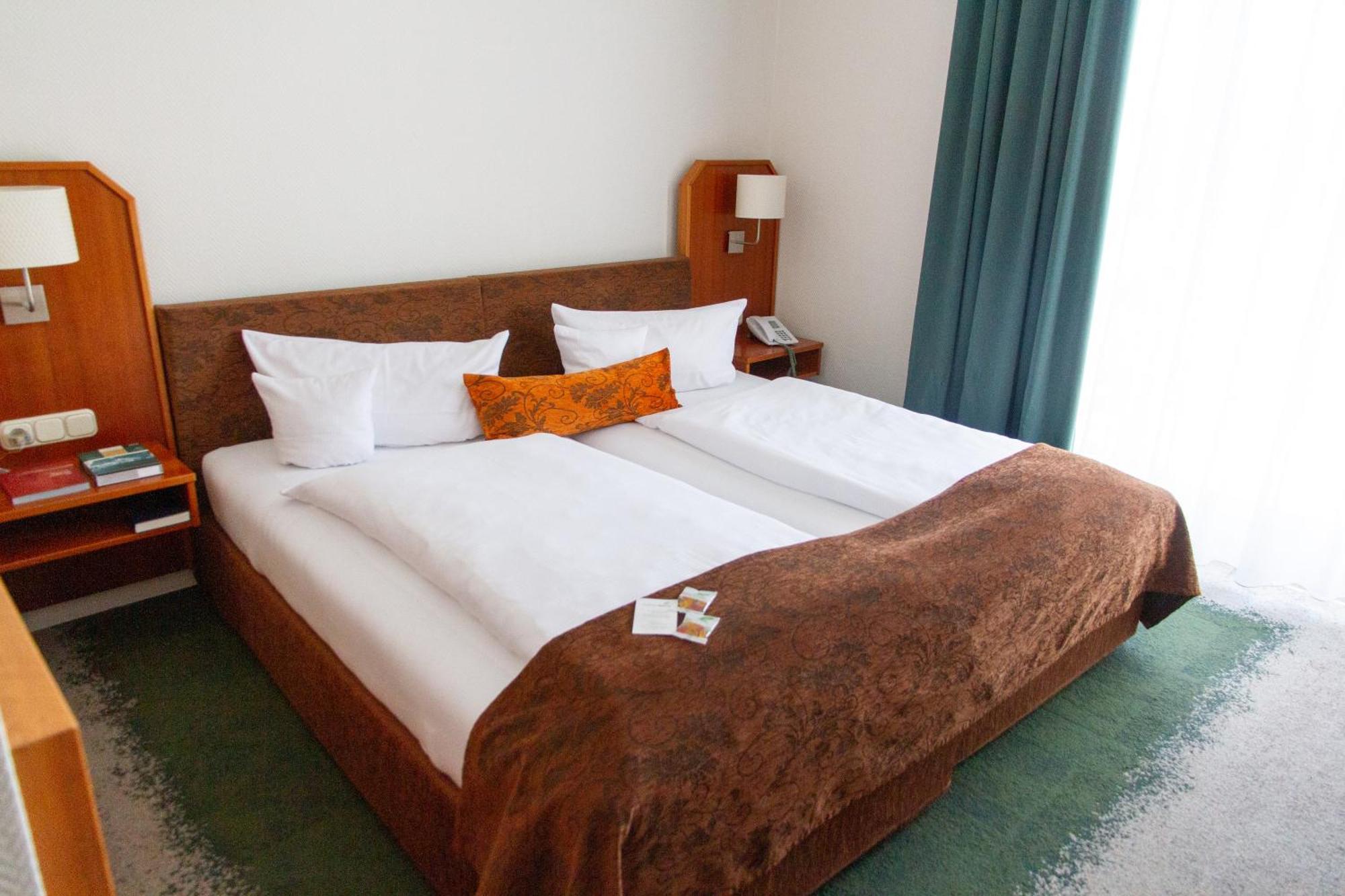 Landhotel Hotel Rügheim